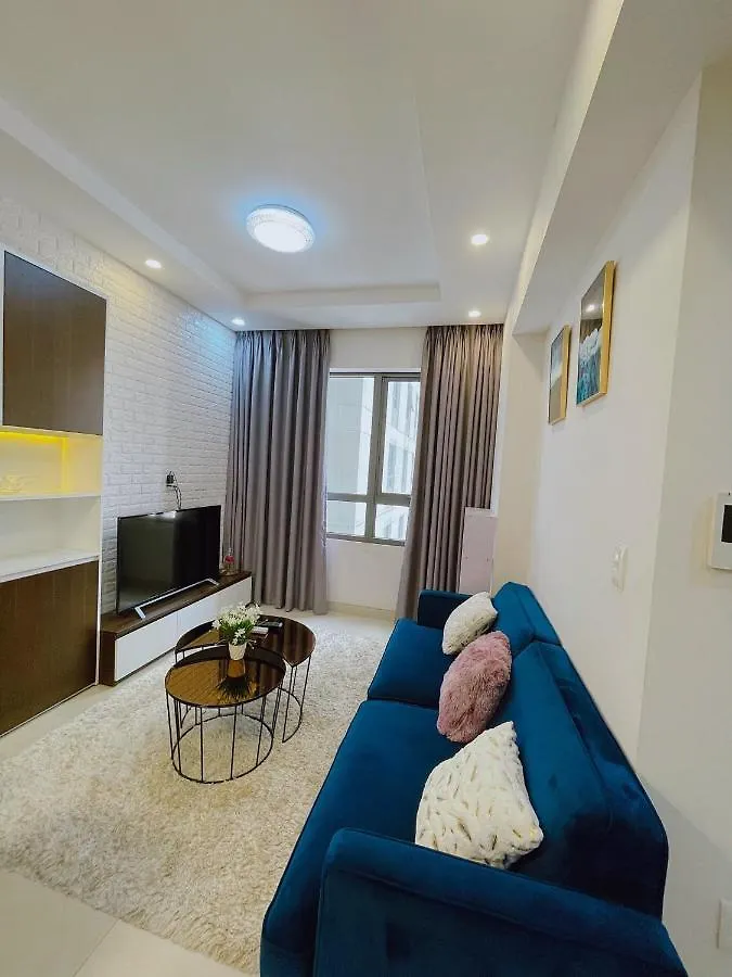 Vinhomes Central Park: Furnished Apartment in Shopping Hub Ho Chi Minh City 0*,