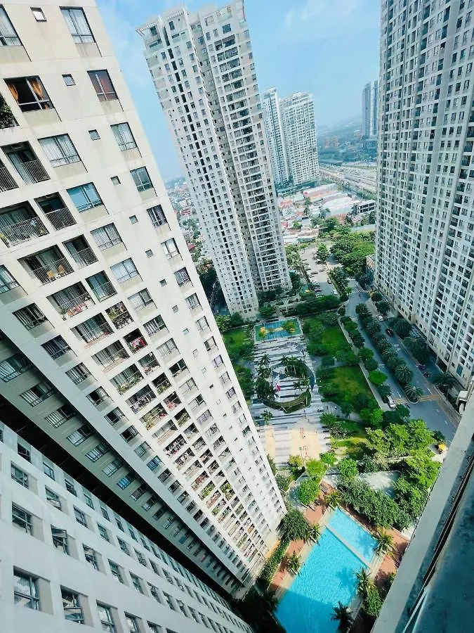 Vinhomes Central Park: Furnished Apartment in Shopping Hub Ho Chi Minh City Vietnam
